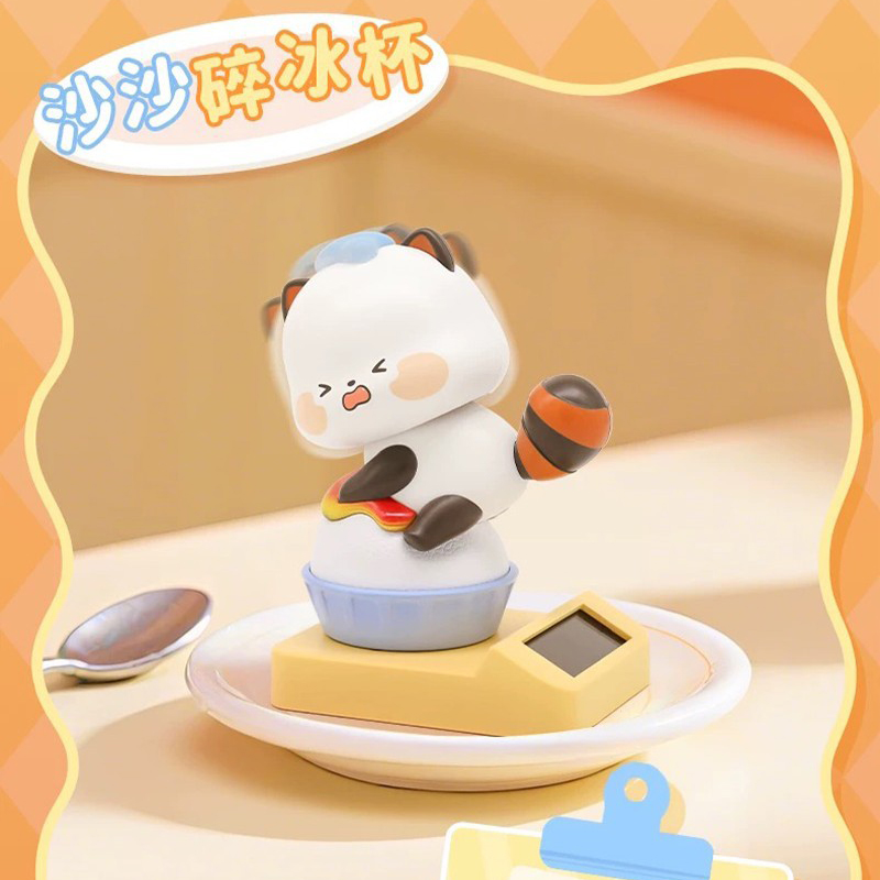 モエルパンダ漫画デスクトップオーナメントソーラー可動式トレン - Food Storage Lock Box のレビューと価格